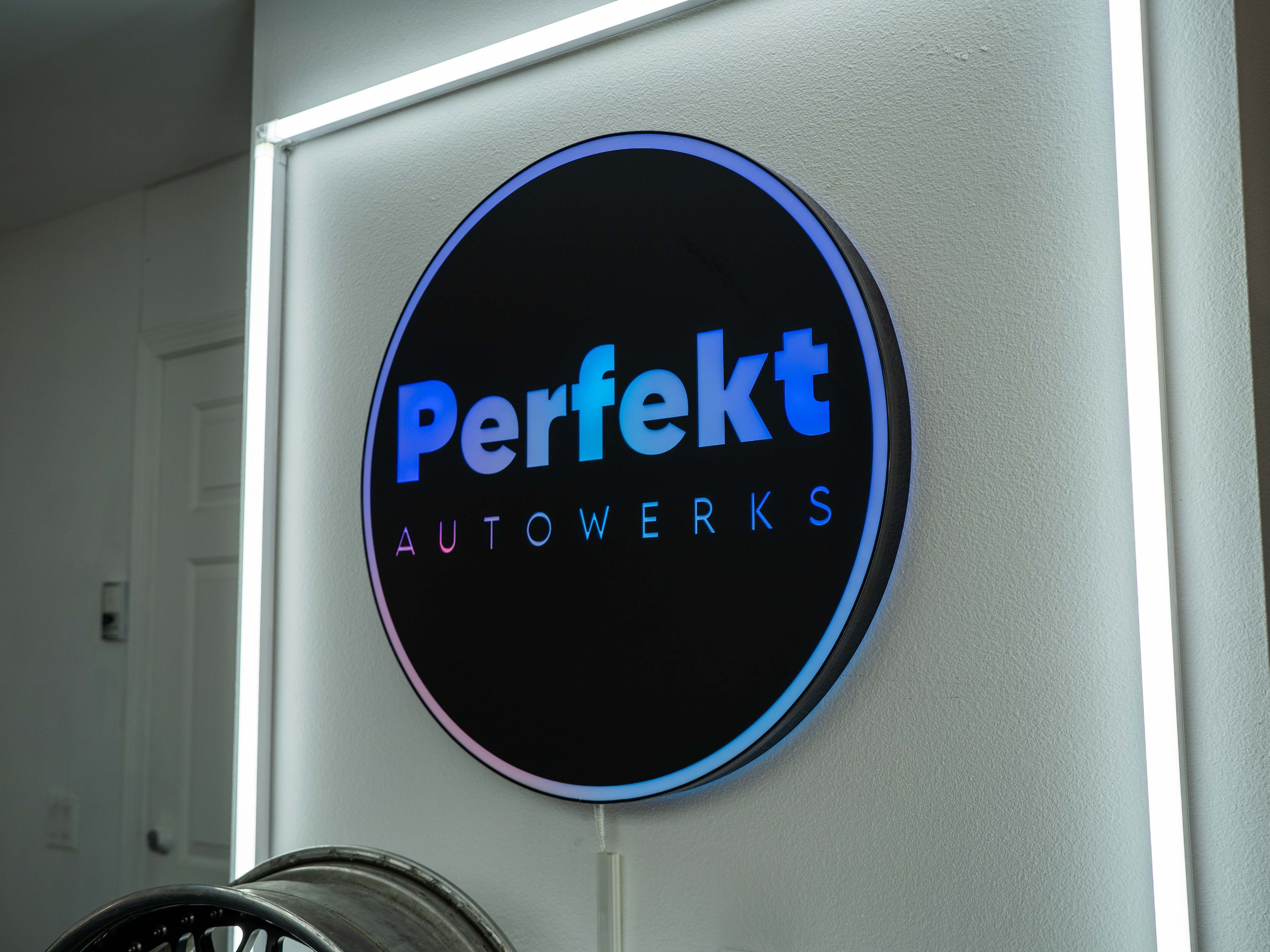 Custom Logo LED Light Box Sign